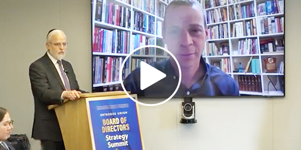 Renowned Israeli Journalist Amit Segal Addresses OU Board Live From Israel