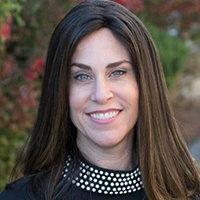 Rebbetzin Faith Blau Receives 'Transforming Tehillim Together' Grant