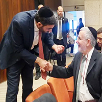 OU Kosher CEO Rabbi Menachem Genack Builds Bridges With Israeli Leaders