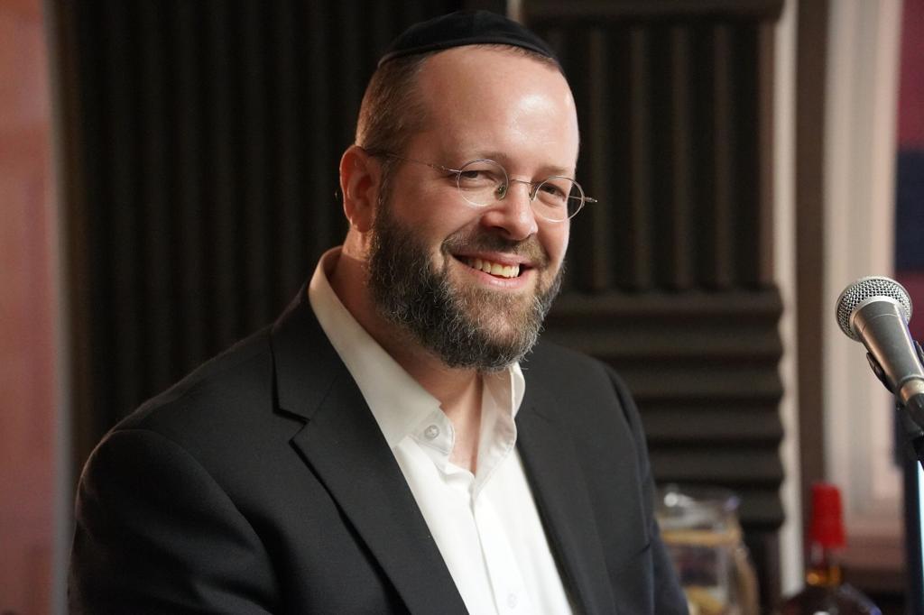 Rabbi Kunstler: Go Big or Go Small